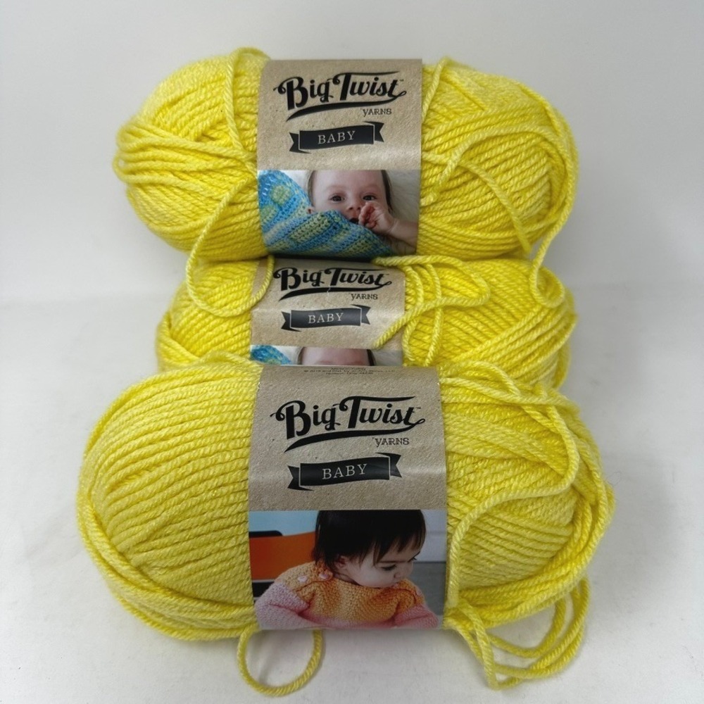 Big Twist Baby Yarns Baby Banana Yellow Acrylic Medium Lot of 4 185yd Each